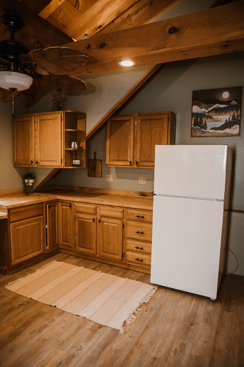 Cozy VT Cabin Master Suite- with full kitchen, bath and private entrance - Photo 5