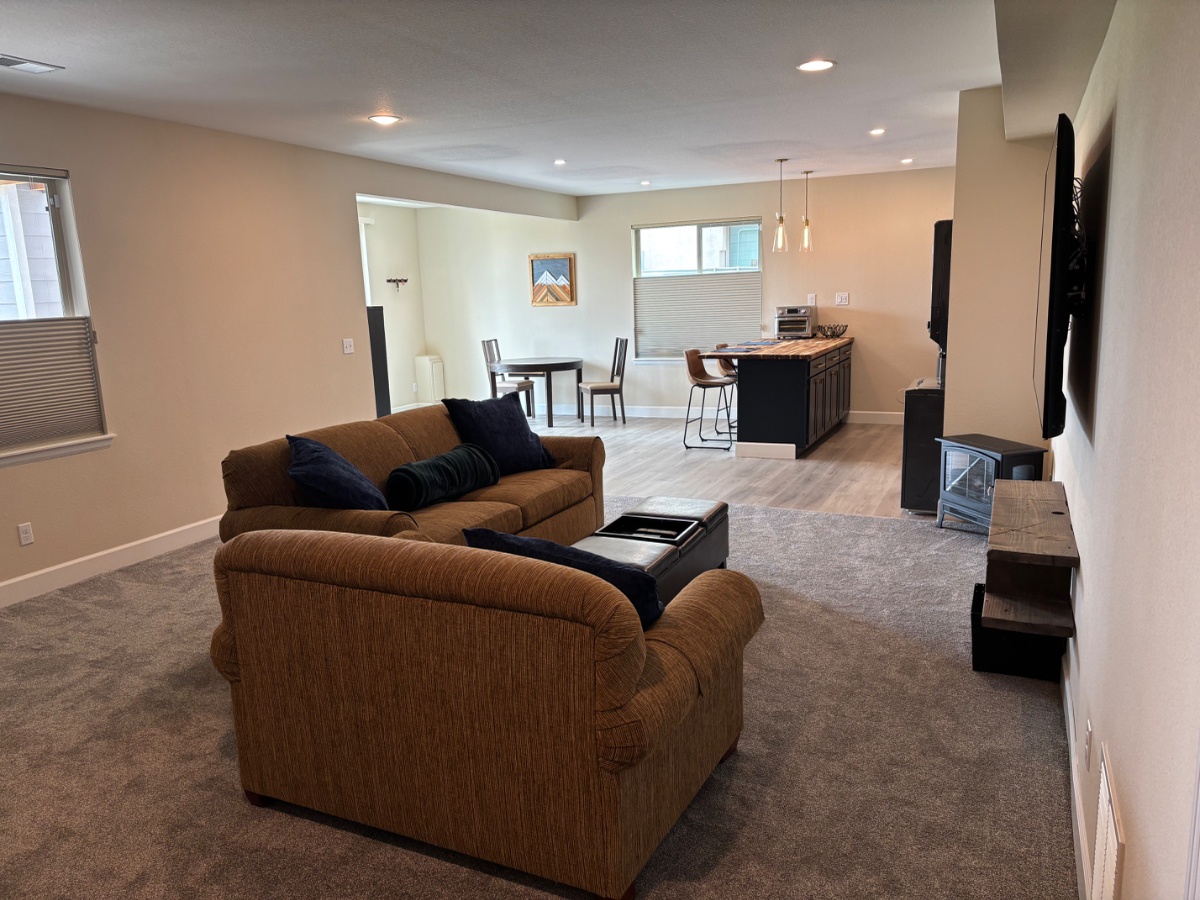Private Apt w/ Mountain Views on Open Space , Walkout Basement, 1,200 Sqft - Photo 4