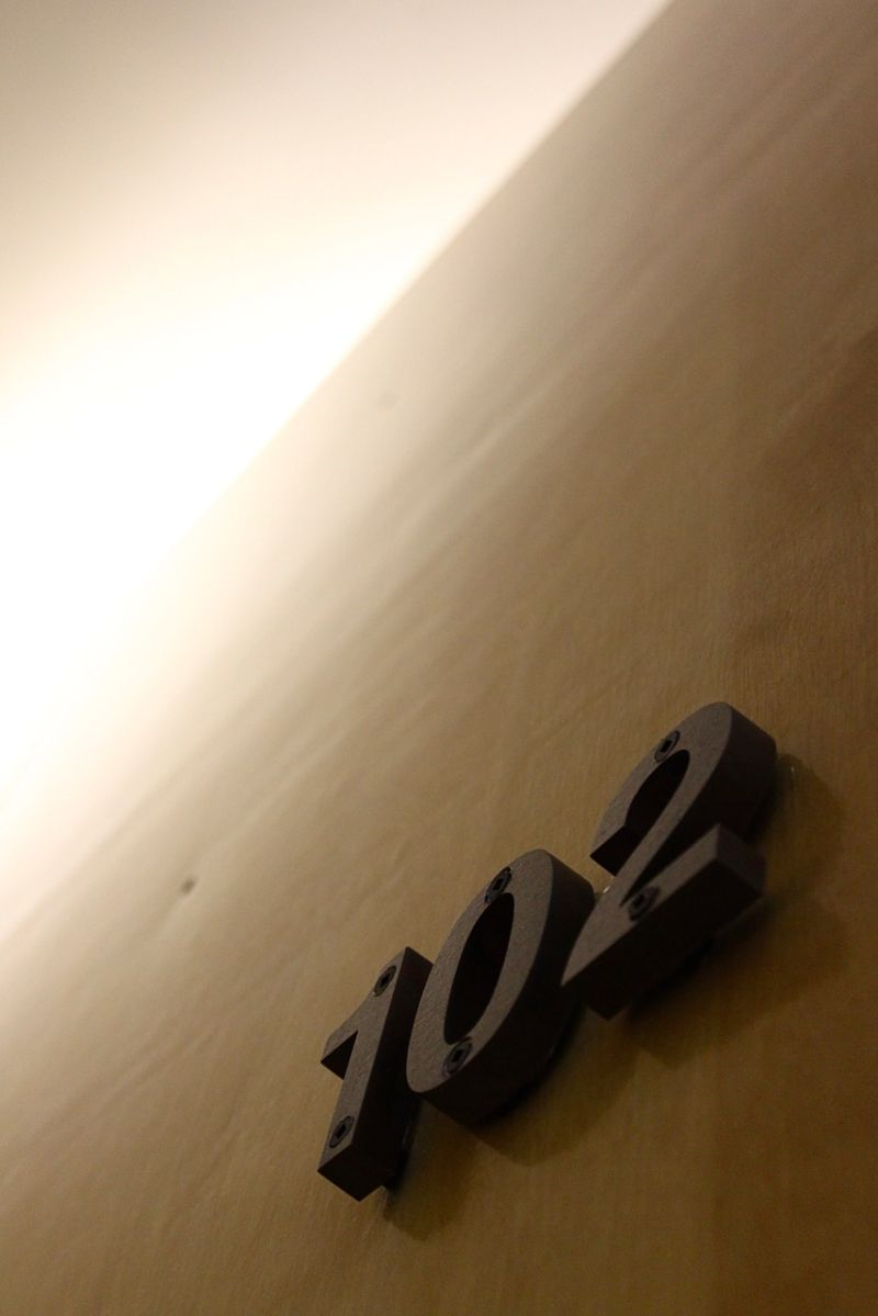 Living Zone - Photo 12