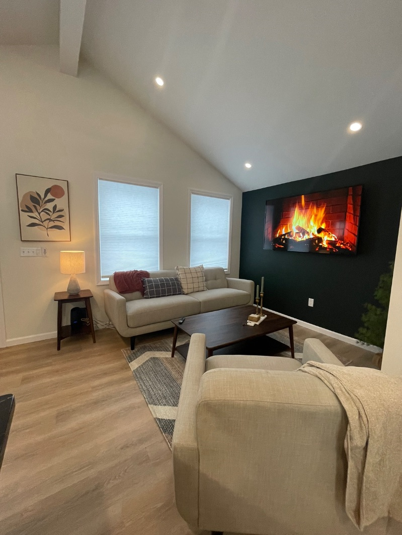 1 BR Tiny Home - 5 minutes from Rochester General Hospital - Photo 2