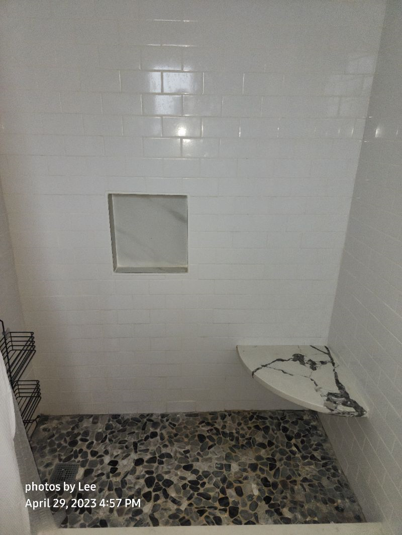Studio Apt & Two Bedroom Apt - Photo 6