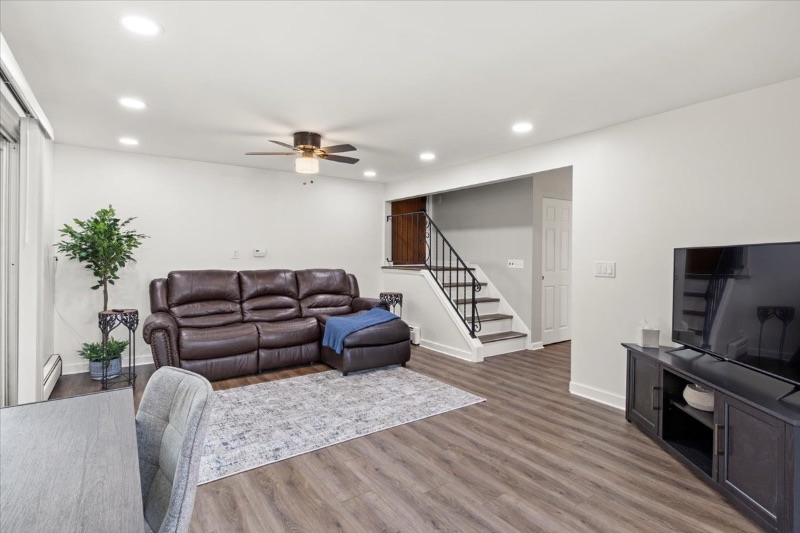 NEWLY REMODELED duplex in Farmington! Close to local hospitals! - Photo 8