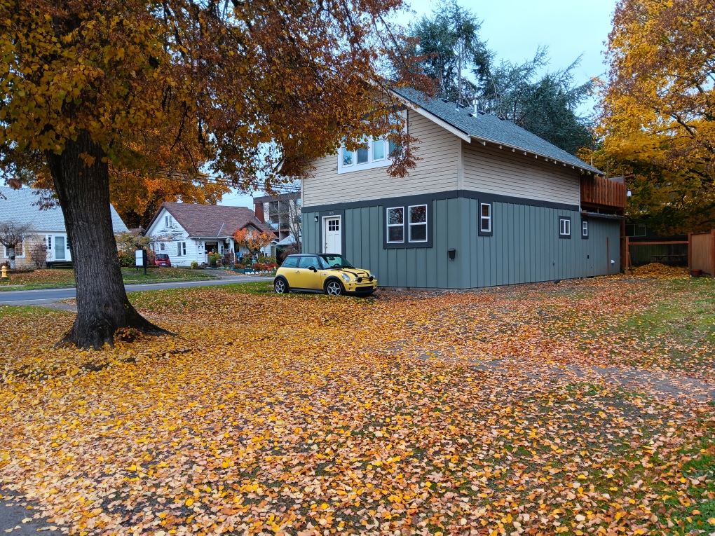 Private Downtown Hillsboro Duplex unit Furnished Finder