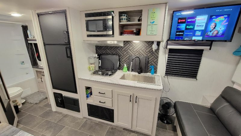 Come Glamping in this luxurious 2022 RV | Furnished Finder