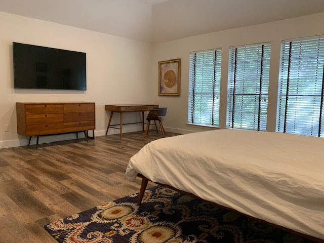 Private room in Single Family House on Rattan Creek Park - Photo 3