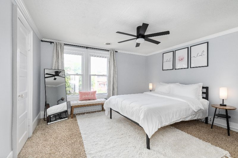 Cozy 2Bed plus Office near hospitals & entertainment - Photo 2