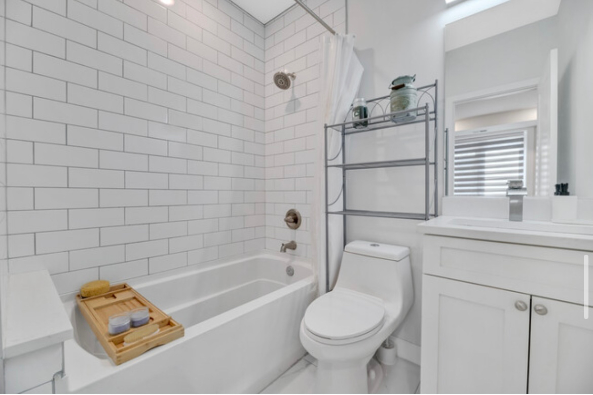 2 BDR, 2.5  bathroom in 2 Level new construction Condo - Photo 11