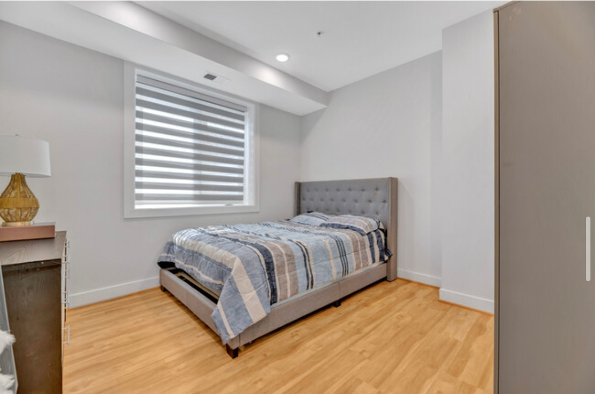 2 BDR, 2.5  bathroom in 2 Level new construction Condo - Photo 10