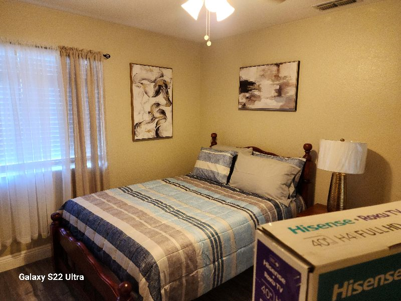TRAVELING NURSES SUITES- PAMELAROLAND Room C