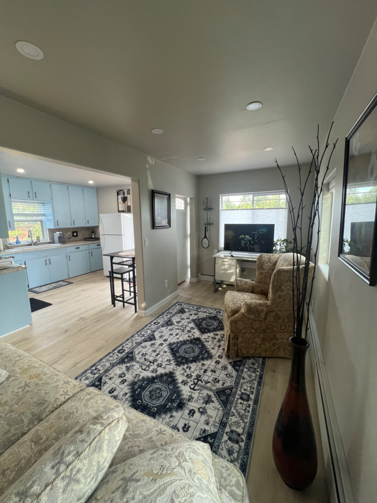 Fully Furnished 1-Bedroom Home | Government Hill | Near JBER & Hospitals - Photo 4