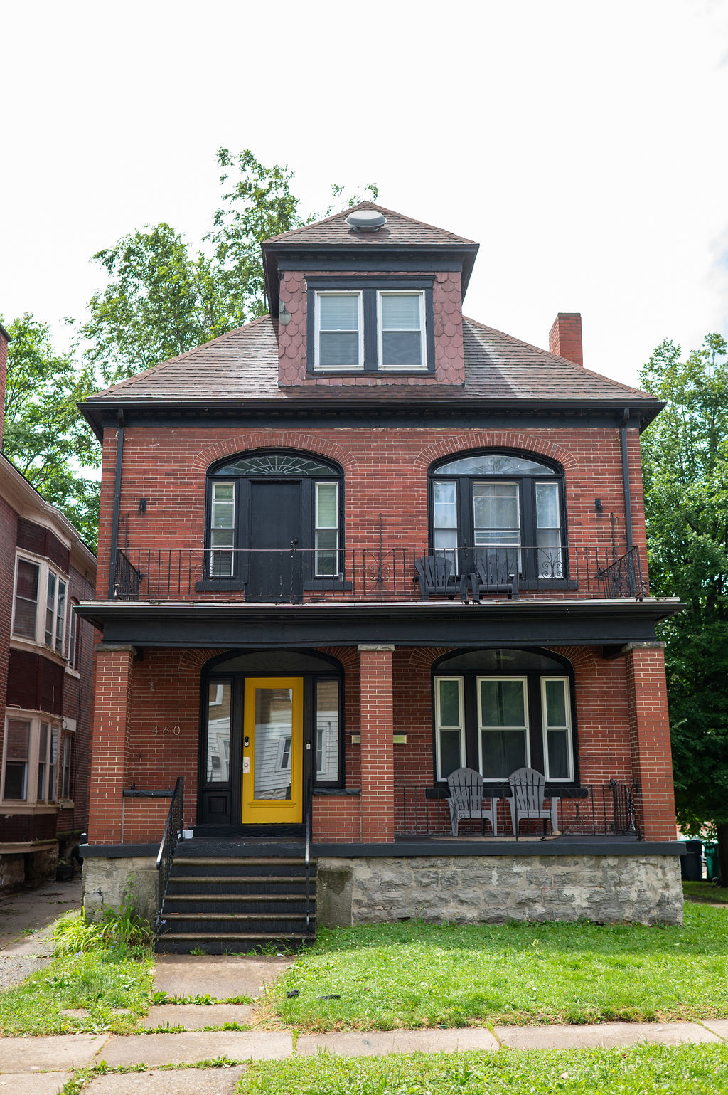 Sprawling 3BR Historic Gem | Walkable West Side / Near Medical Campus & D'Youville - Photo 4
