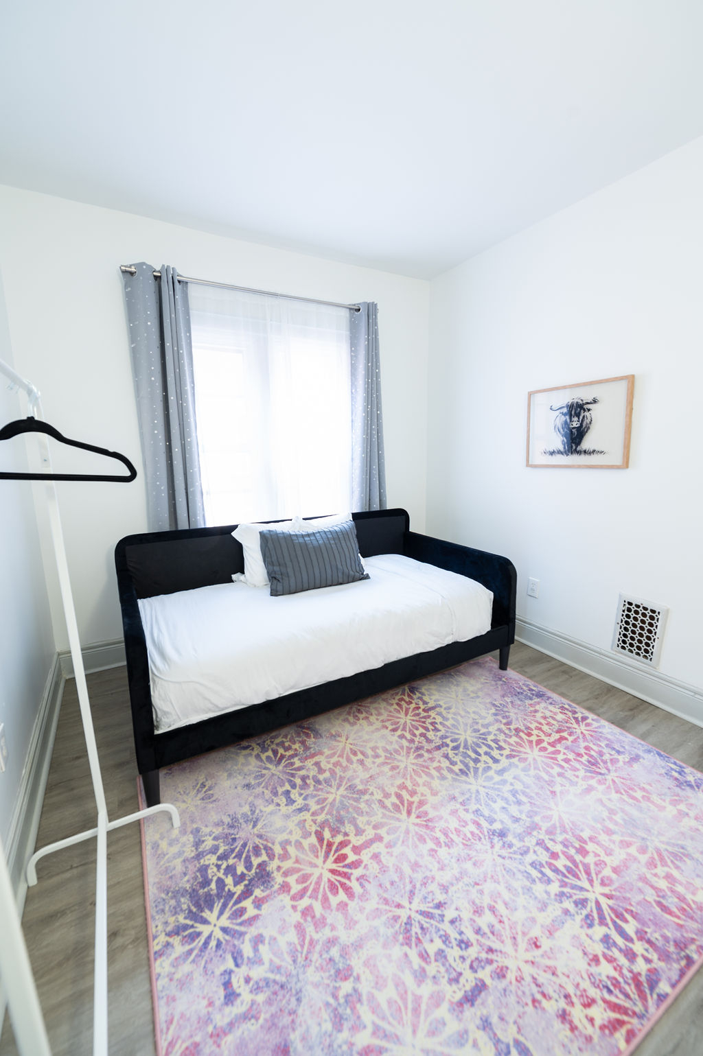 Sprawling 3BR Historic Gem | Walkable West Side / Near Medical Campus & D'Youville - Photo 10