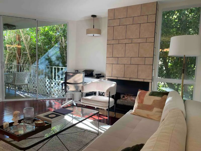 Beautiful Furnished WeHo 1BR | Private Balcony + Parking | Pool/Gym | Utilities Included | Close to Sunset - Photo 5