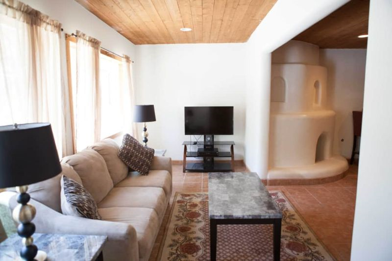 LUXURY ASPEN TOWNHOME SUITE