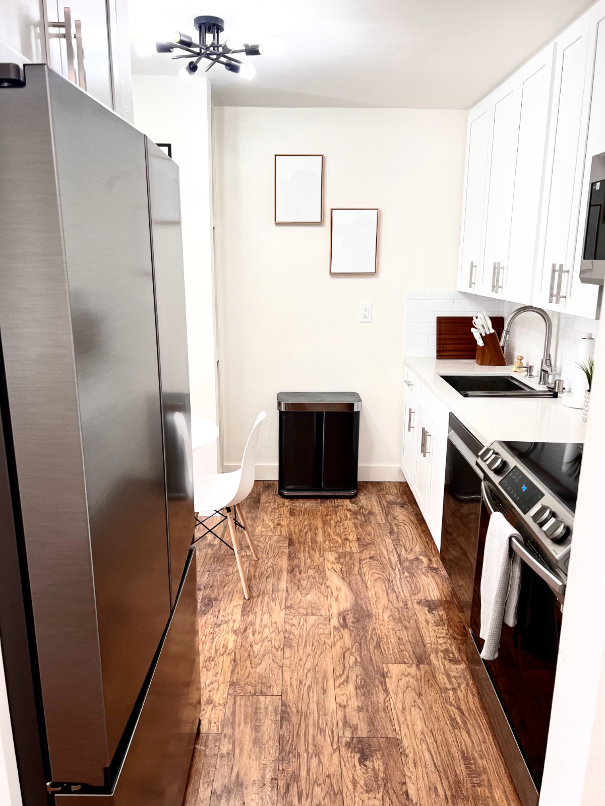 Beautiful Resort Style Condo In Unit W/D and Parking - Photo 5