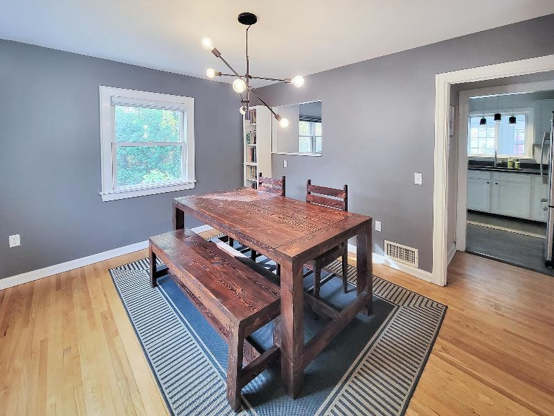 Home in Burlington with Hot Tub - Photo 5