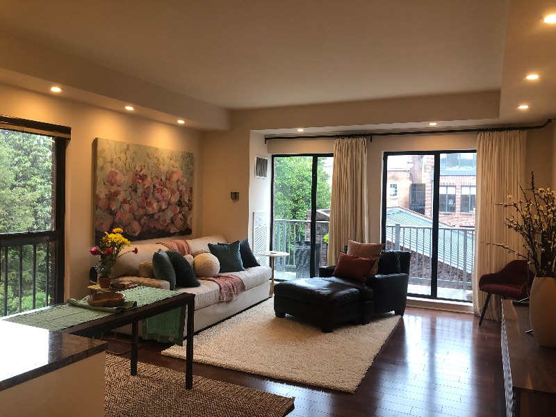 Ideal Location - Photo 1