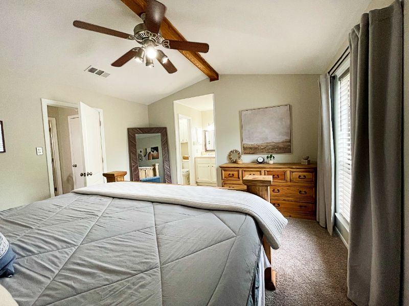 Quiet and Cozy Condo Near TAMU and Hospitals - Photo 10
