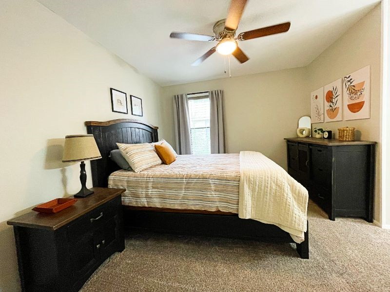 Quiet and Cozy Condo Near TAMU and Hospitals - Photo 11
