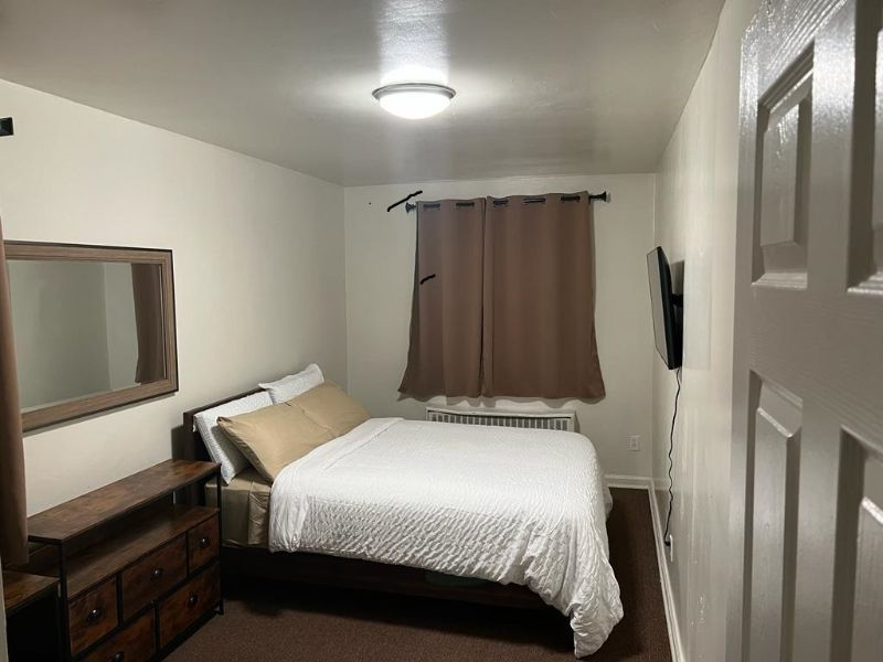 COZY 3 BEDROOM TWO 2 FULL BATHROOMS - Photo 7