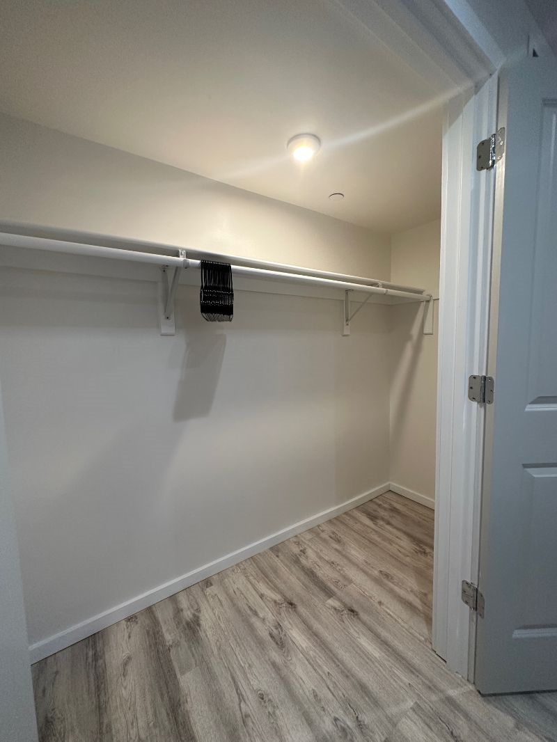 Contemporary Condo near Hospitals and center of DC - Photo 10