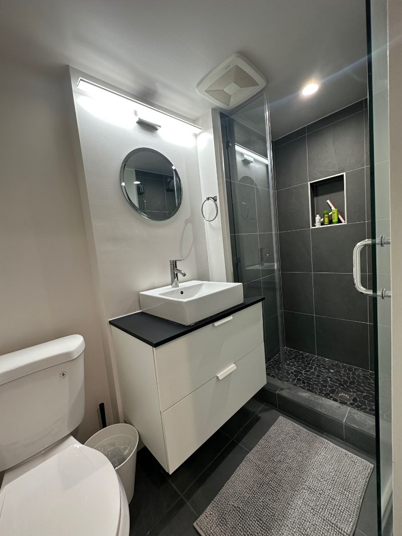 Contemporary Condo near Hospitals and center of DC - Photo 11