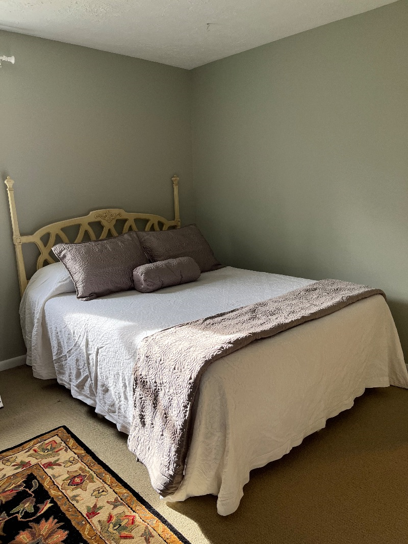 One bedroom cottage w/in walking distance to hospital! - Photo 10