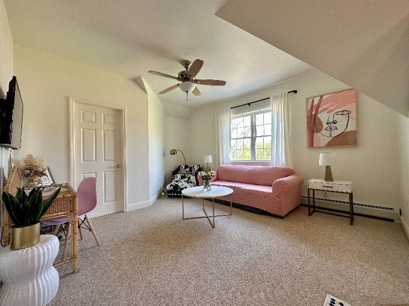 Apt Close to Saratoga Hospital and Downtown - Photo 3