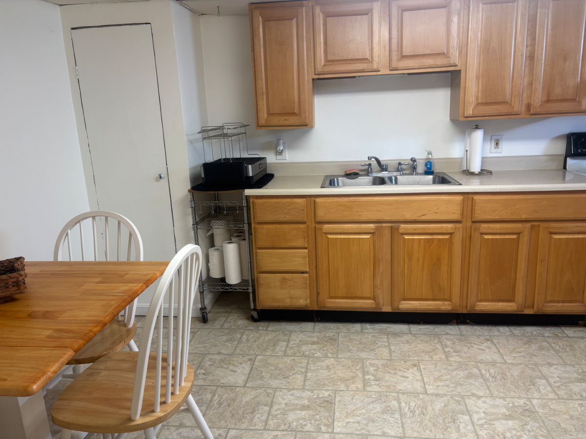 2 bedroom apartment - residential neighborhood - Photo 7