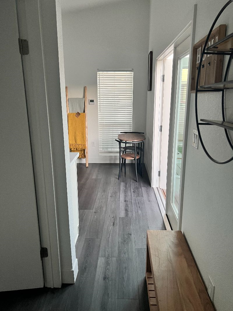 Cozy 1 Bedroom Newly Built Home - Photo 1
