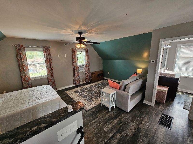 Private Studio Apartment - Photo 5