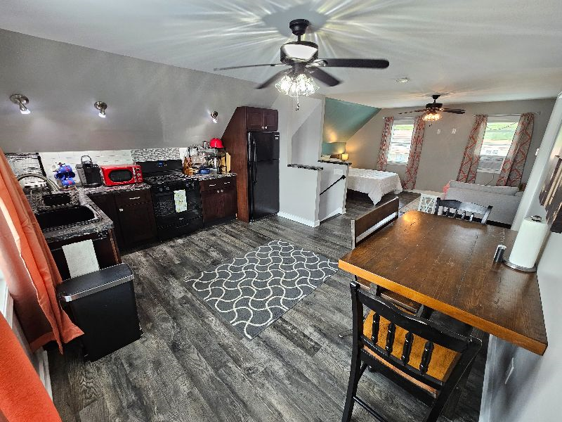 Private Studio Apartment - Photo 1