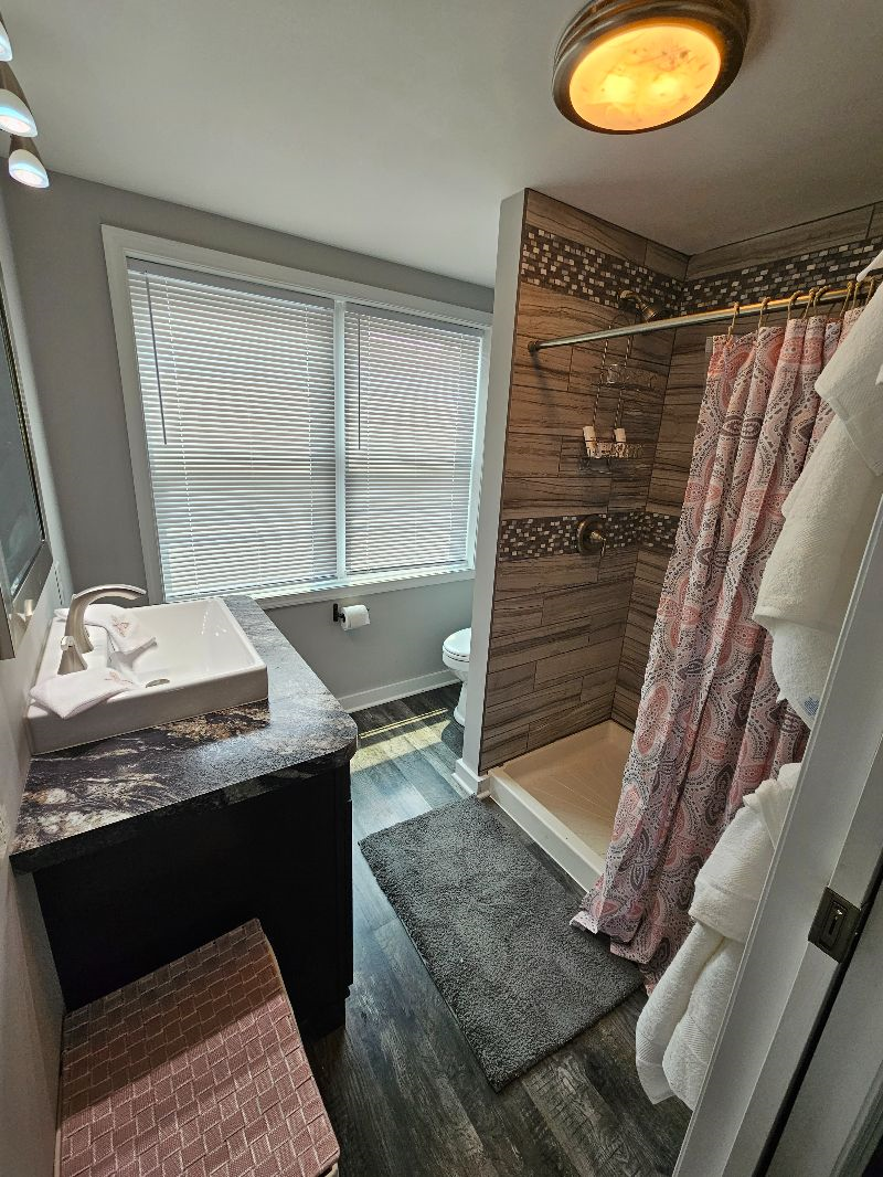 Private Studio Apartment - Photo 8