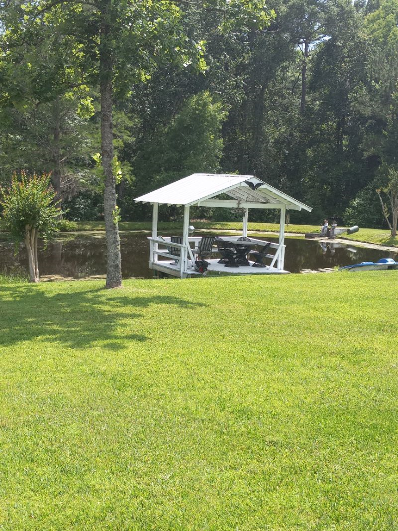 Nice peaceful 2 bedroom 2 bath home on 1.89 acres