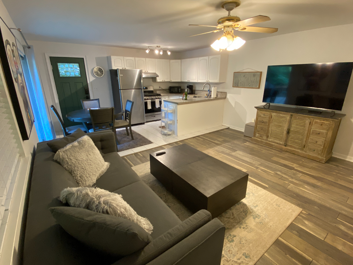 Updated Main Level 1BR/1BA in Elwood Area - Photo 4