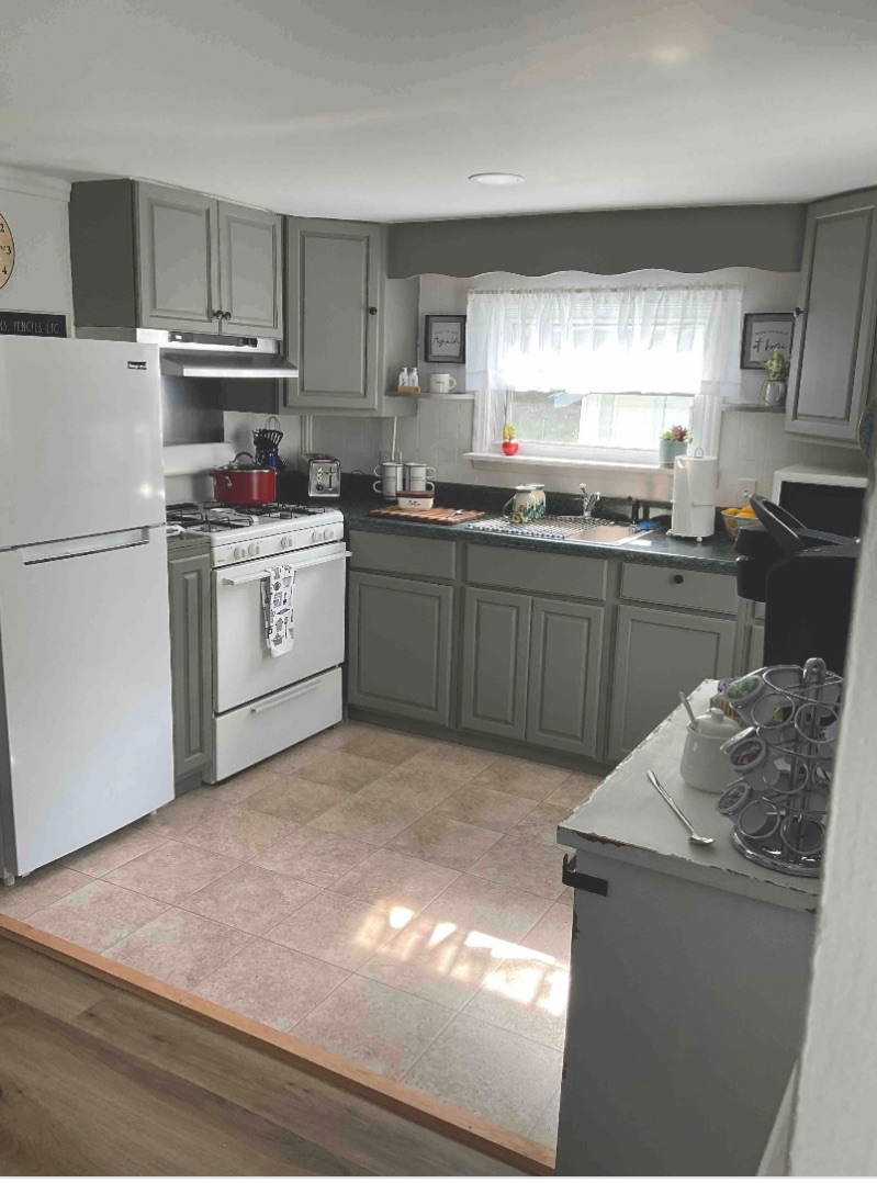 Adirondack Cozy Cottage - Photo 3