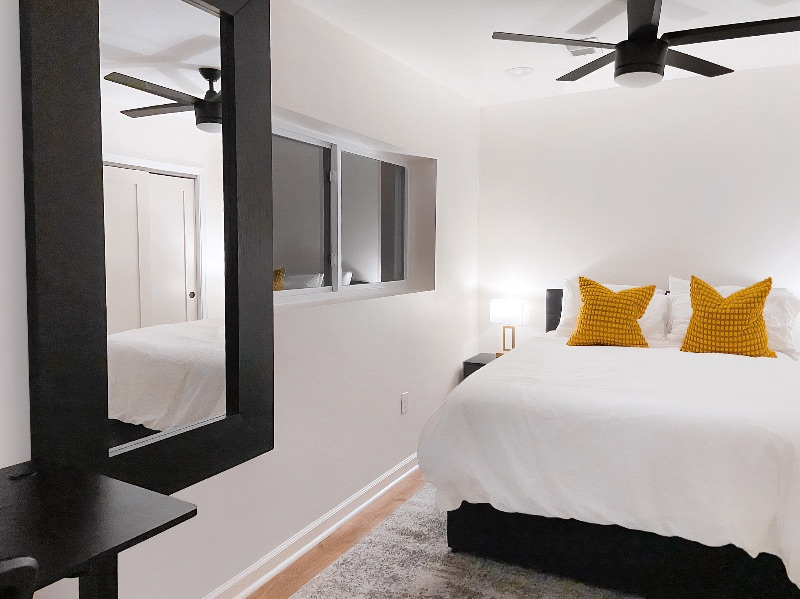 Modern 1BR 1 Bath apartment - Photo 3