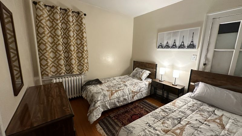 3 Bedroom 1 bathroom apt - Photo 11