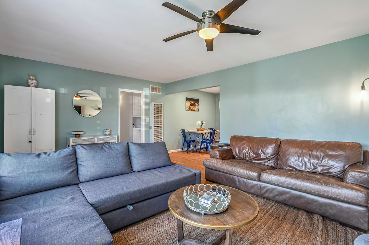 Centrally Located Pacific Beach Home - Photo 4