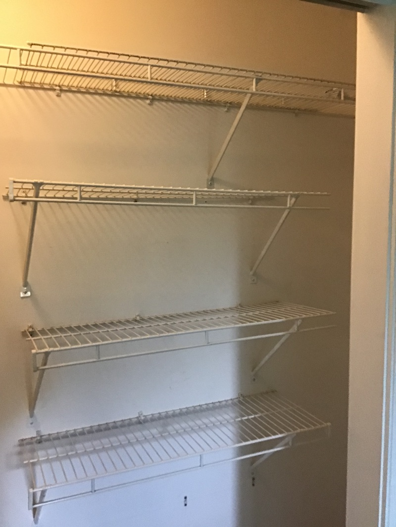 Lovely one bedroom studio near UVMC, lake and art district - Photo 10