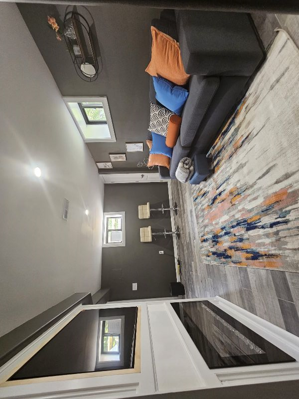 Executive inn - Photo 1