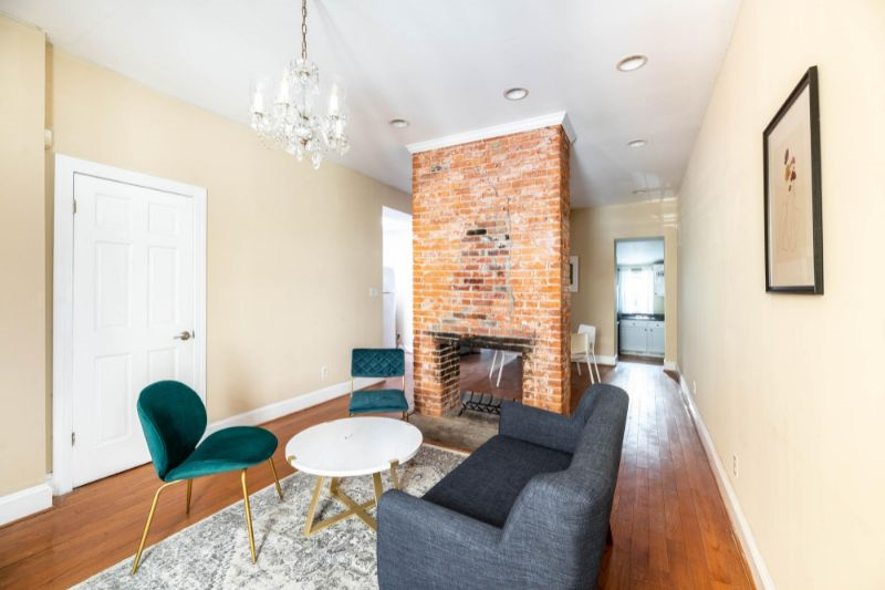 Full Room in U-Street Corridor 1585 G