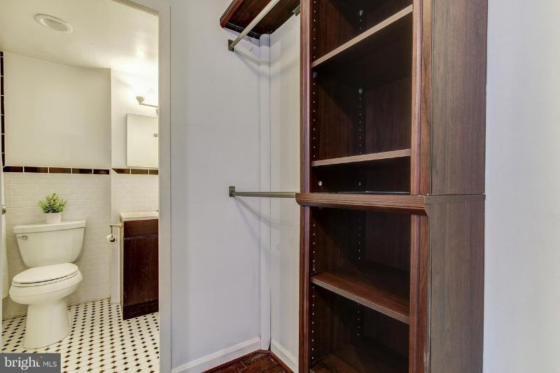 Waterfront Oasis Luxury Condo with Easy Access to Everything - Photo 10