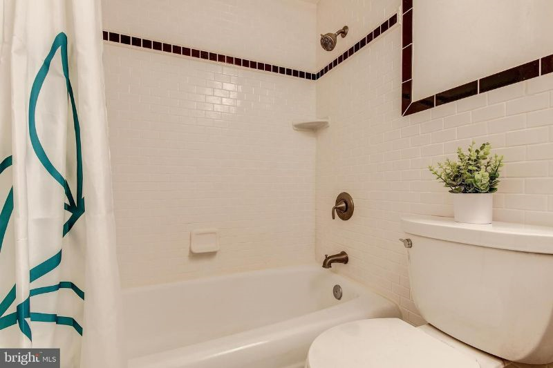 Waterfront Oasis Luxury Condo with Easy Access to Everything - Photo 12