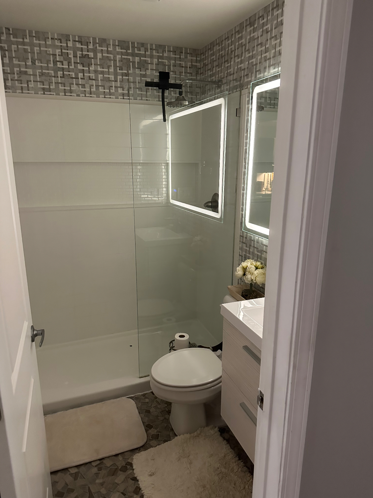 LOCATION LOCATION LOCATION Spacious Designer Condo near University of Kentucky Medical Center with A - Photo 8