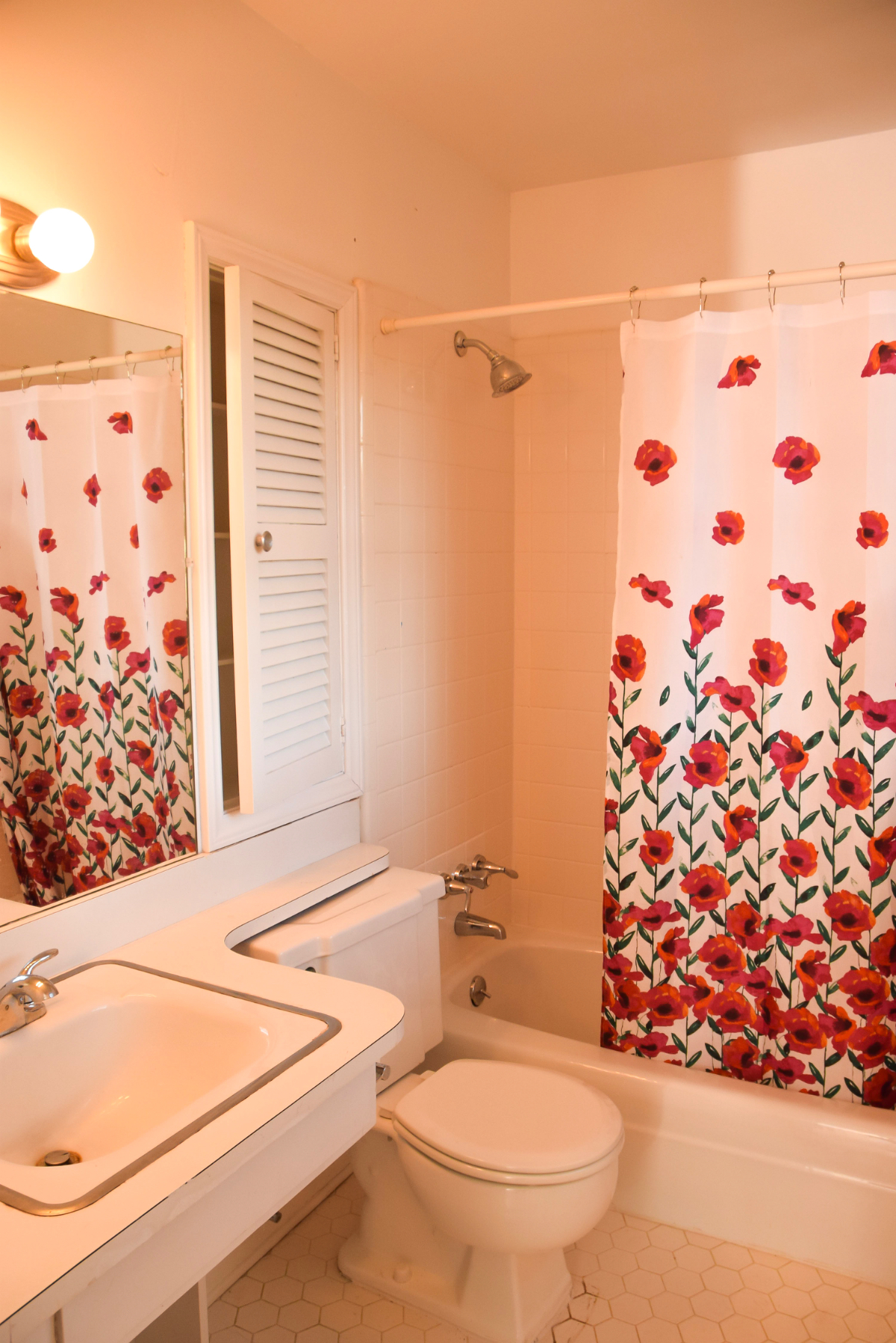Master Suite with Private Bath- 5 mins to Duke/ Quiet Neighborhood - Photo 3