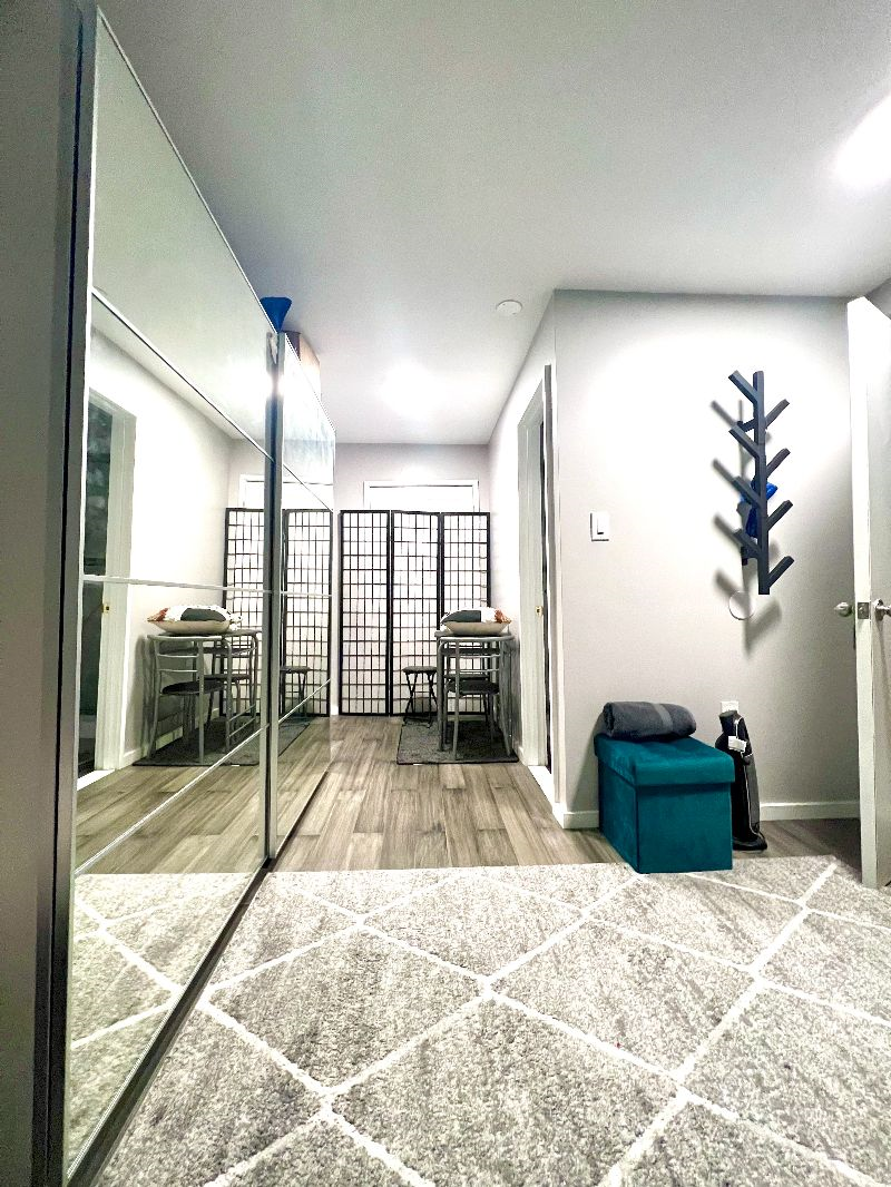 Private Guest Suite Near Downtown/City in Quiet Neighborhood - Photo 3