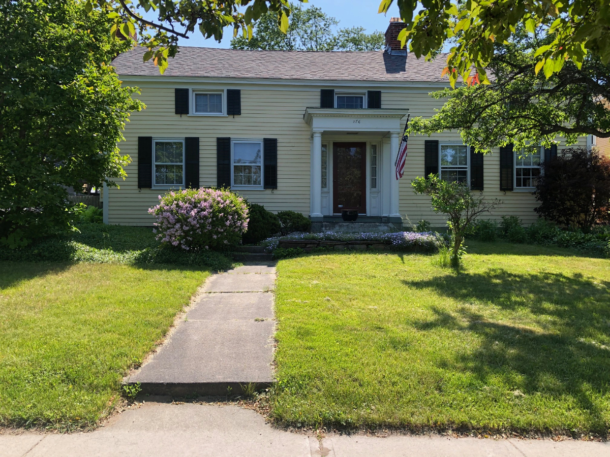 Charming Colonial In Law Apartment with Private Entrance and Pool Access in Burlington, VT Near The - Photo 1