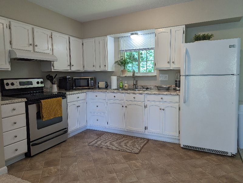 WV Hills Home in the Heart of Charleston. Close to CAMC & State Capitol. - Photo 5