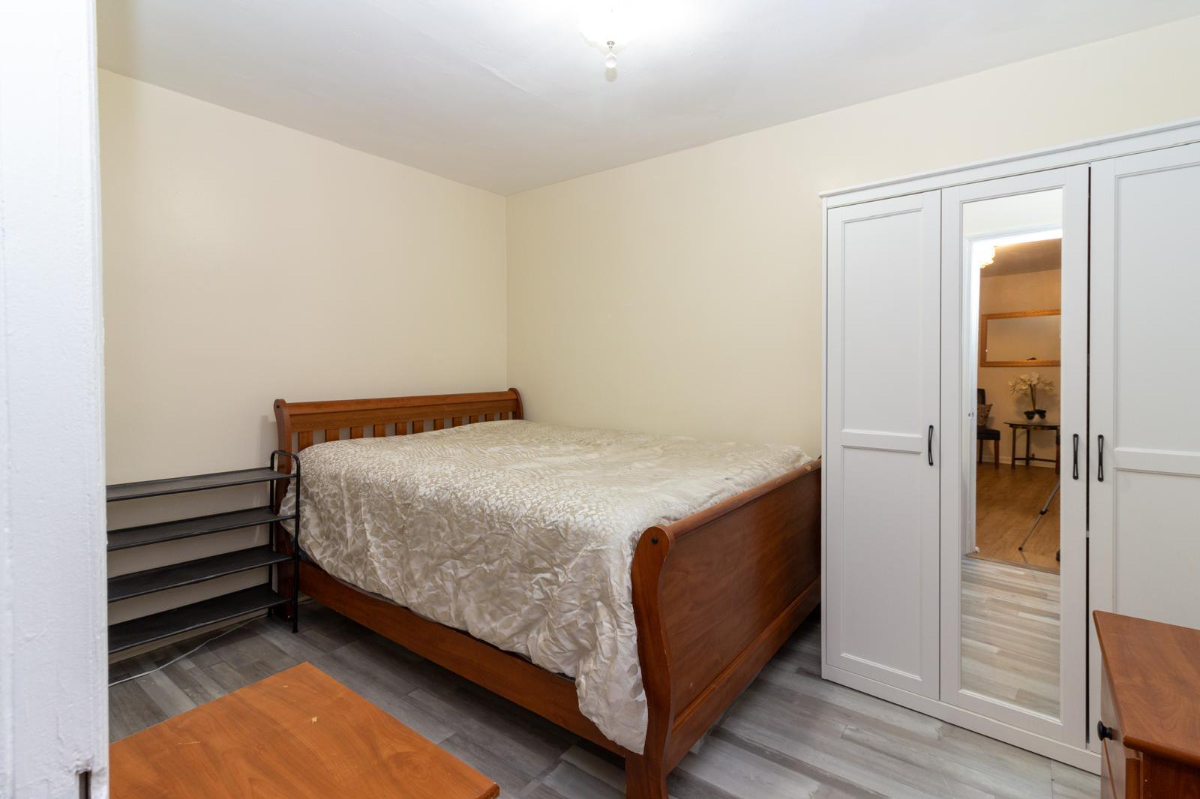 Elegant Ground-Level Gem - Spacious 2BR Apartment with Modern Comforts - Photo 11